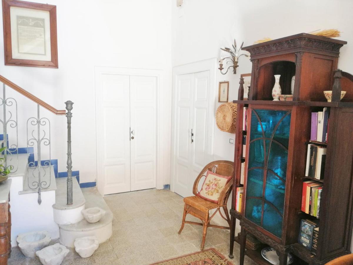 אגרופולי Panoramic Apartments In Villa In Center "The Beach And The Cliff" 1 מראה חיצוני תמונה